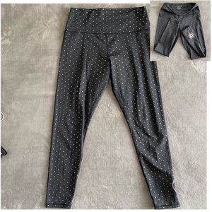 Club Pilates leggings, rose gold dots, key pocket-back waistband, logo back Rleg